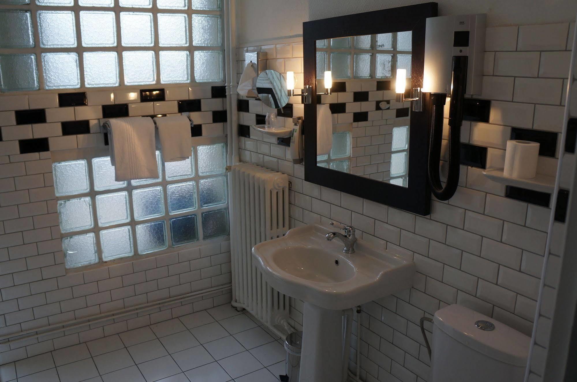 Отель Ibis Styles Le Havre Centre Экстерьер фото